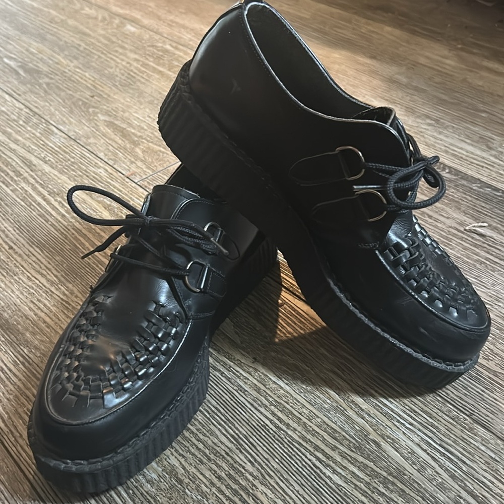 T.U.K. Creepers